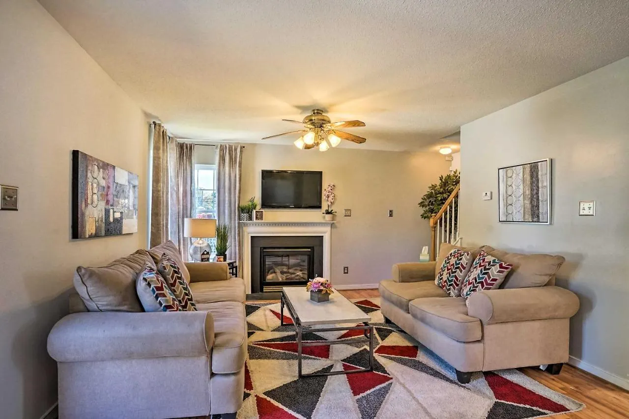 Holiday home Charming Sandston Home About 9 Mi To Richmond! United States